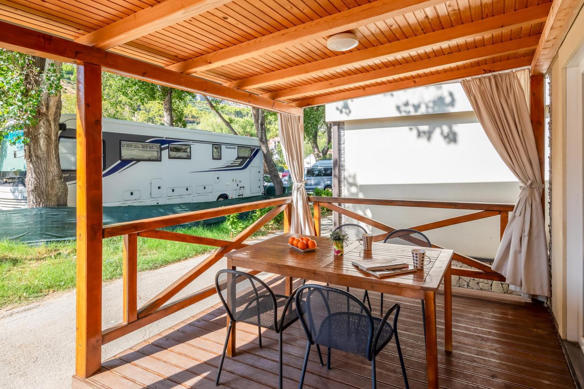 אומיס Camping Almissa חדר תמונה
