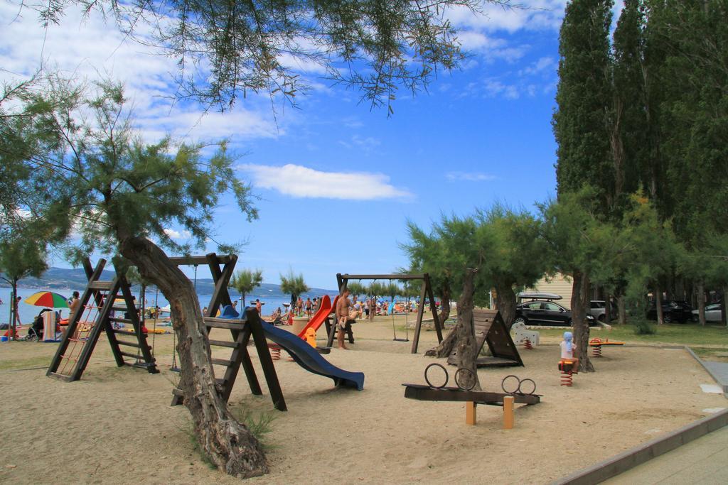 אומיס Camping Almissa מראה חיצוני תמונה